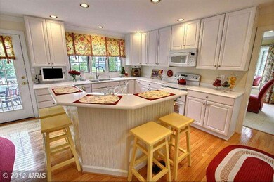 17909 Hickman St, Poolesville, MD 20837 - photo 3