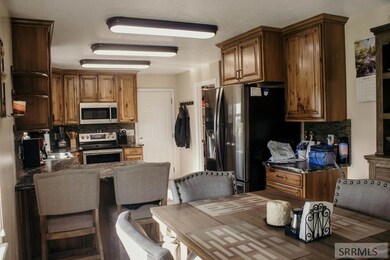 1051 W 35 S, Blackfoot, ID 83221 - photo 5