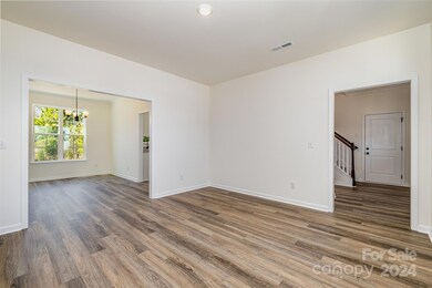 146 Fleming Dr, Statesville, NC 28677 - photo 6