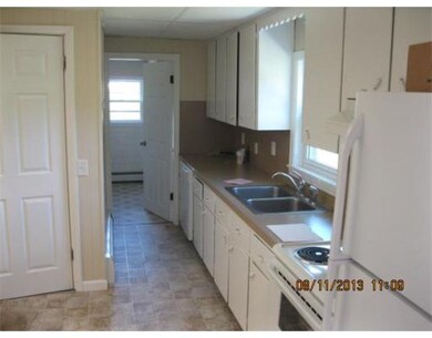 754 Read St unit 754, Attleboro, MA 02703 - photo 7