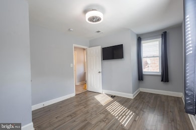 5532 B St SE, Washington, DC 20019 - photo 2