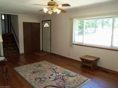 1910 E 42nd St, Lorain, OH 44055 - photo 3