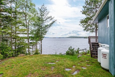 16-web-or-mls-421-deep-cove-rd
