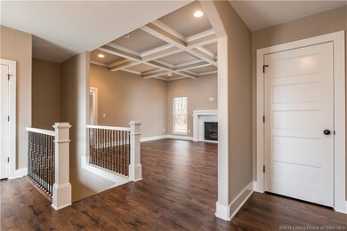 8812 Chestnut Hill Ct, Charlestown, IN 47111 - photo 4