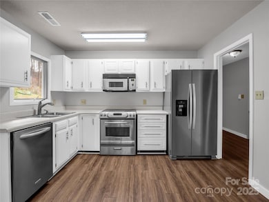 35 Fieldcrest Cir, Asheville, NC 28806 - photo 3