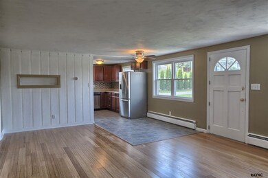 2214 Craley Rd, Red Lion, PA 17356 - photo 6