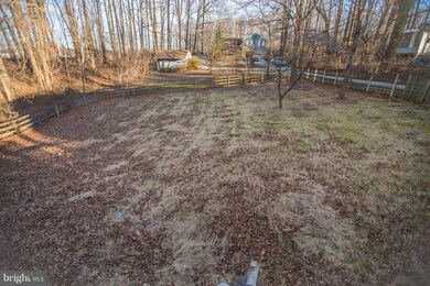 8419 Leishear Rd, Laurel, MD 20723 - photo 5