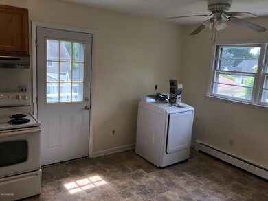 1 Decatur St unit 2, Cos Cob, CT 06807 - photo 3