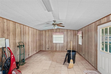 1505 Garth Dr, Sulphur, LA 70663 - photo 2