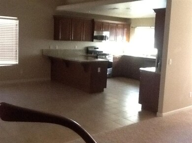 6865 E Andrews Ave, Fresno, CA 93727 - photo 2