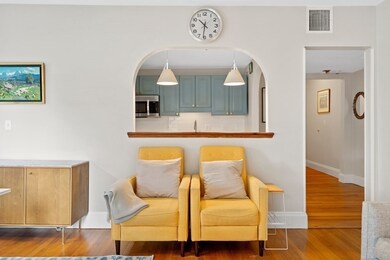 332 Jamaicaway unit 5, Jamaica Plain, MA 02130 - photo 3