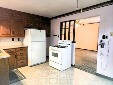 520 Oil St, Saint Marys, OH 45885 - photo 7