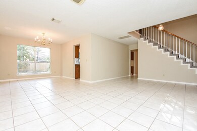 11 Crested Cloud Ct, Spring, TX 77380 - photo 6