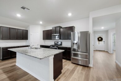 4835 Forward Swing, San Antonio, TX 78261 - photo 3