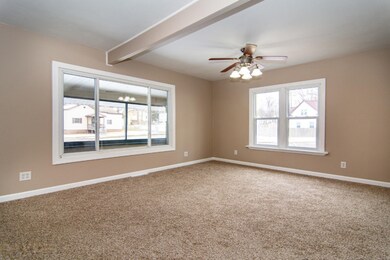 204 S 3rd-13