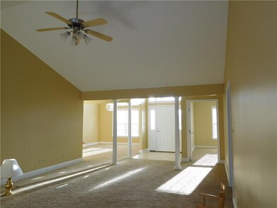 Pillars add the Grace & Style to this one level li