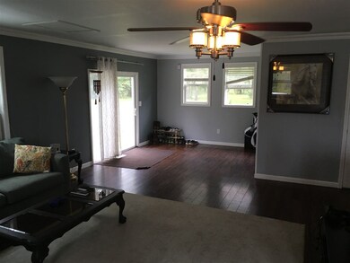 435 S 620 W, Angola, IN 46703 - photo 2