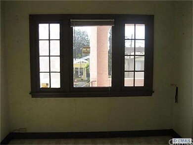 Windows in Formal Dining Room