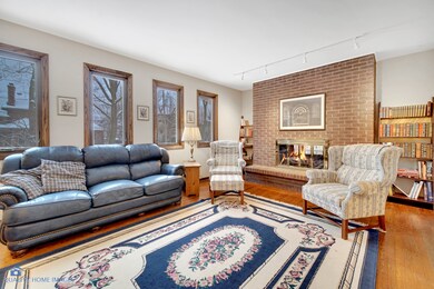 995 Prairie Ave, Naperville, IL 60540 - photo 3