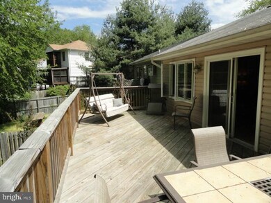 76 Barrensdale Dr, Severna Park, MD 21146 - photo 7