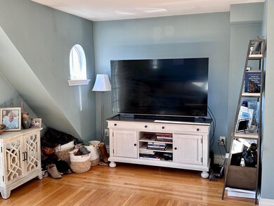 589 E 8th St unit 3, Boston, MA 02127 - photo 3