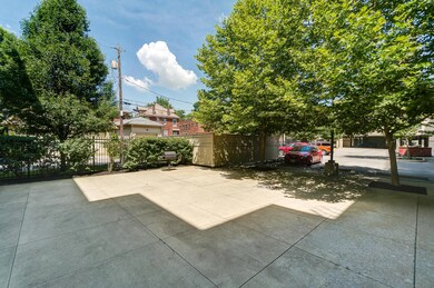 825 n 4th -5