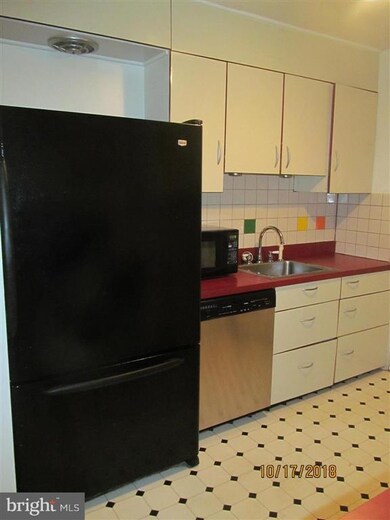 1907 W Rogers Ave, Baltimore, MD 21209 - photo 5