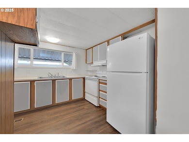 1475 Green Acres Rd unit 52, Eugene, OR 97408 - photo 5