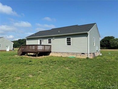 1030 Eubanks Rd, Dunnsville, VA 22454 - photo 7