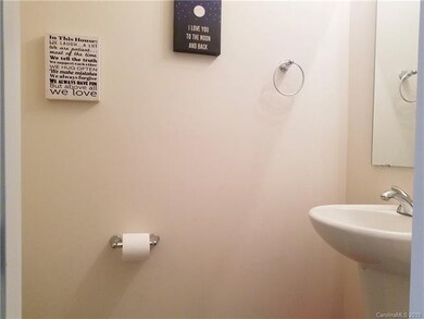 812 Ranchero St, Statesville, NC 28677 - photo 5