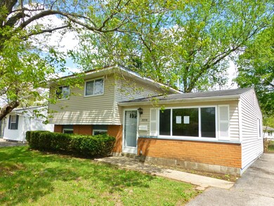 2258 Majestic West