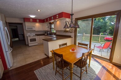 Great space to entertain your friends and family w