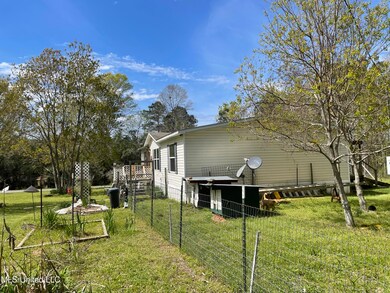 Pine Tree Rd Right Side House