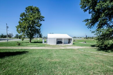 Shop /Overhead door