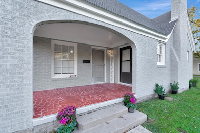 1734 E California St, Gainesville, TX 76240 - photo 3