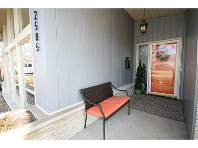 2585 Chestnut St, Columbus, IN 47201 - photo 3