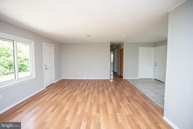 17 Snowdon Ln, Willingboro, NJ 08046 - photo 6