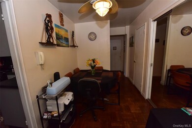 202-35 Foothill Ave unit B24, Hollis, NY 11423 - photo 6