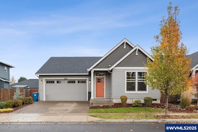 1396 Dahlia St, Woodburn, OR 97071 - photo 2