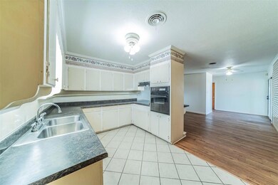 8153 Tumbleweed Trail, Fort Worth, TX 76108 - photo 5