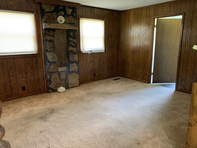 415 Castle St, McMinnville, TN 37110 - photo 5