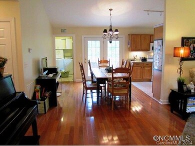 55 Greg Ct, Hendersonville, NC 28792 - photo 3