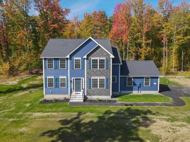 11 Hickorywood Circle