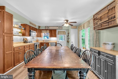 39620 Walnut Cir, Mechanicsville, MD 20659 - photo 6