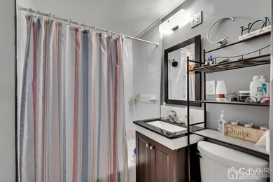 40 Eiseman Ave, Piscataway, NJ 08854 - photo 6