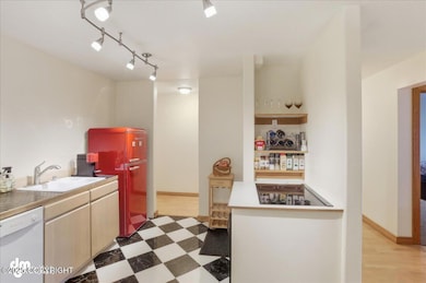 221 E 7th Ave unit 310, Anchorage, AK 99501 - photo 7