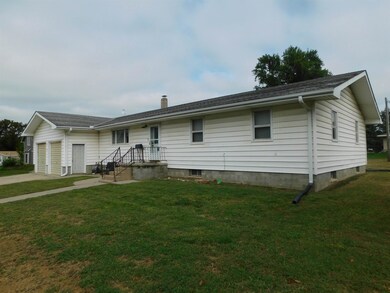 206 Oak, Creston, NE 68631 - photo 2