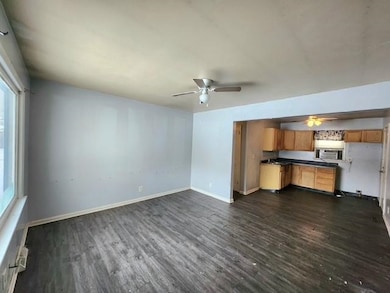 3326-28 Montrose Ave, Rockford, IL 61101 - photo 2