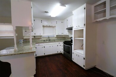 741 Bedford Ct W, Hurst, TX 76053 - photo 6