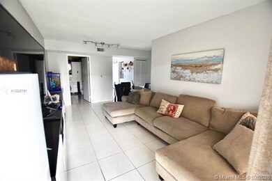 15270 SW 80th St unit 9, Miami, FL 33193 - photo 2
